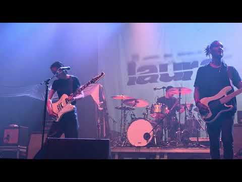 Laura Cox enflamme la Rockhal