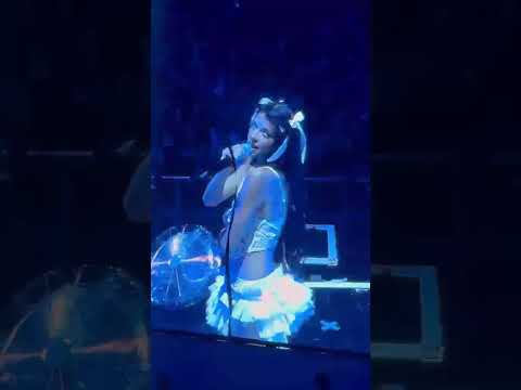 Nina Chuba en live à la Rockhal